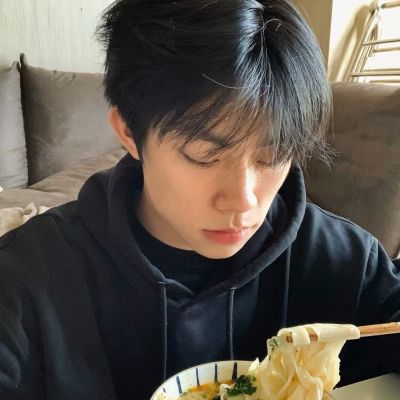 吸引人注意力的头像男(精选16张)