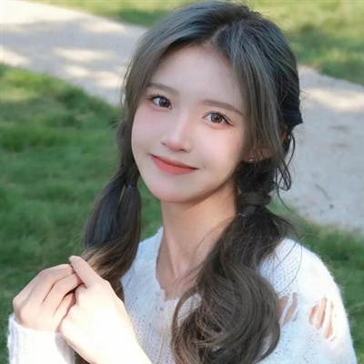 吸引人注意力的头像女(优选16张)
