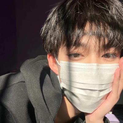 单身男吸引女生的头像真人(共16张)