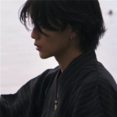 能吸引女生注意的男生头像(精选16张)