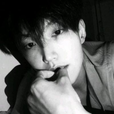 比较吸引女人的头像男稳重(共16张)