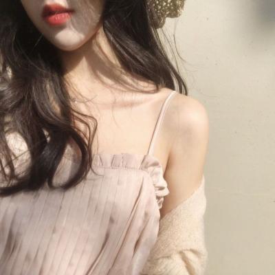 最有气质女人味的微信头像(优选16张)