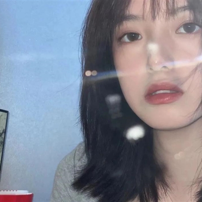 女人最适合的微信头像2024(精选16张)