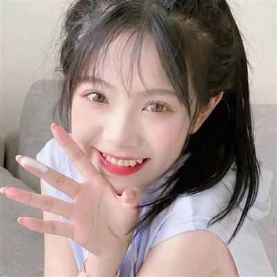 女人最适合的微信头像2024(精选16张)