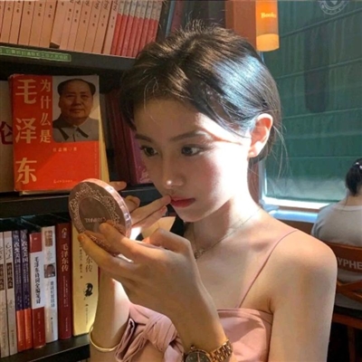 女人最适合的微信头像2024(精选16张)