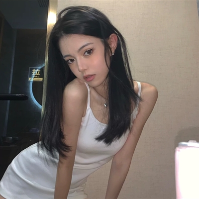 女人最适合的微信头像2024(精选16张)