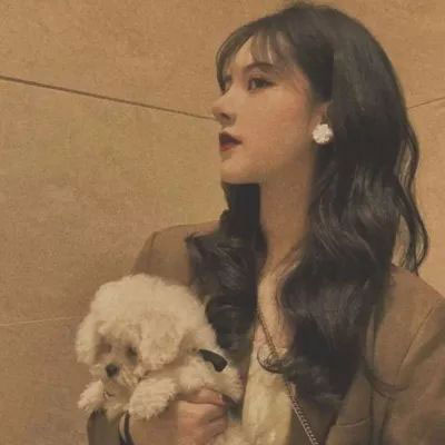 好看又丧气的头像女(16张)
