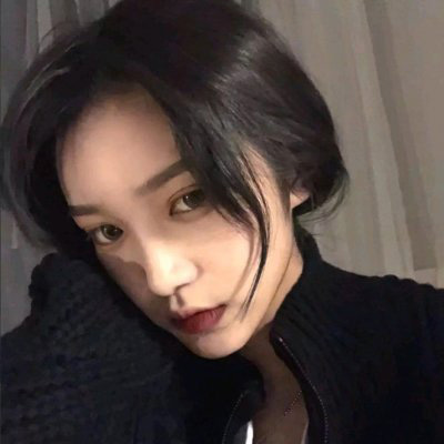 好看又丧气的头像女(16张)