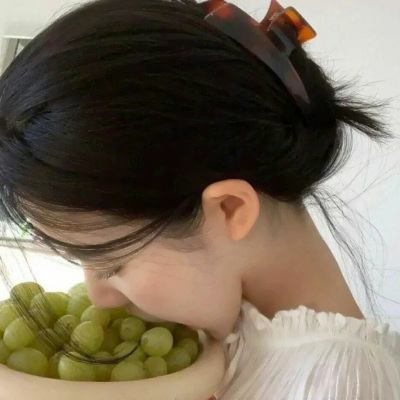 干净有气质女生头像(优选16张)