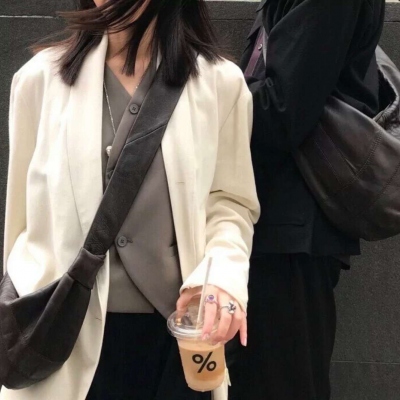 干净有气质女生头像(优选16张)