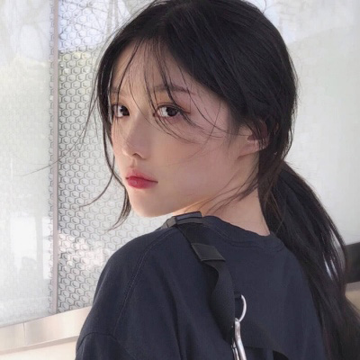 网红好看优质女头像(精选16张)