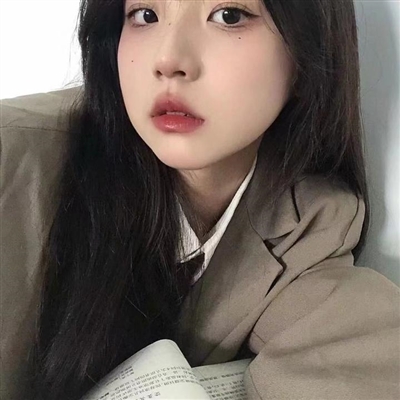 让人一眼记住的头像女(精选16张)