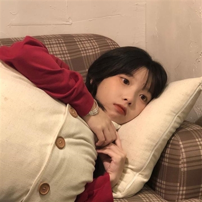 让人一眼记住的头像女(精选16张)
