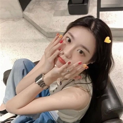 让人一眼记住的头像女(精选16张)