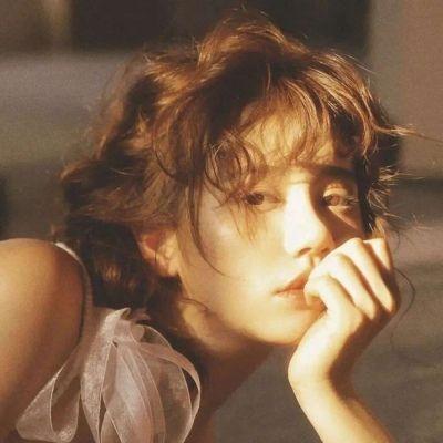 让人一眼记住的头像女(精选16张)