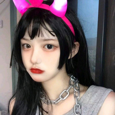 2024让人过目不忘的头像女(16张)