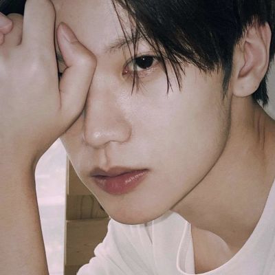 成熟大叔男人味十足微信头像(16张)