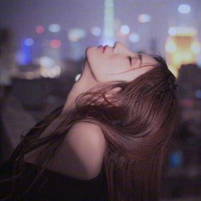 中年女性的微信头像图片(共16张)