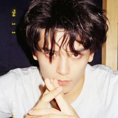 一眼觉得好看的头像男(优选16张)