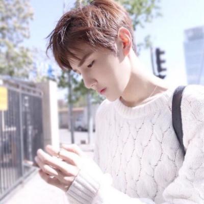 简约森系小清新头像男(优选16张)