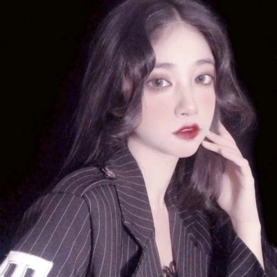 火遍整个抖音的微信头像女(精选16张)