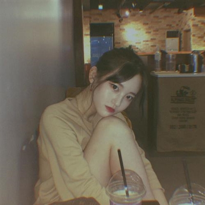 高冷又很洋气的女生很好看的头像真人(共16张)
