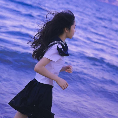 2024最潮女头像可爱(共16张)