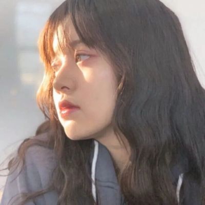 小众高级感女生头像(精选16张)
