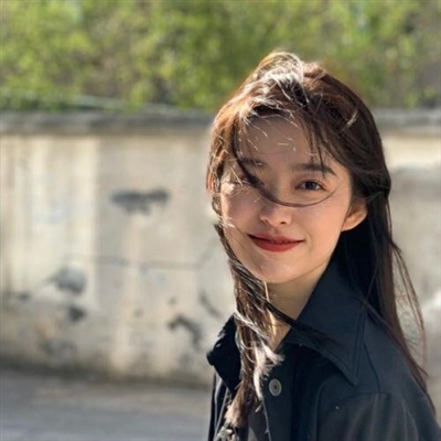 2024年微信头像图片女生(精选16张)