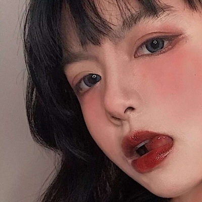 2024年最火的女生头像霸气(优选16张)