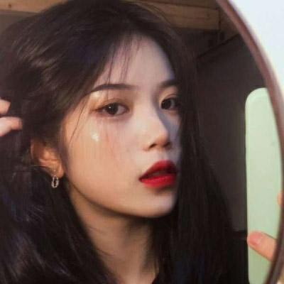 第一眼就吸引男生的女生头像(共16张)