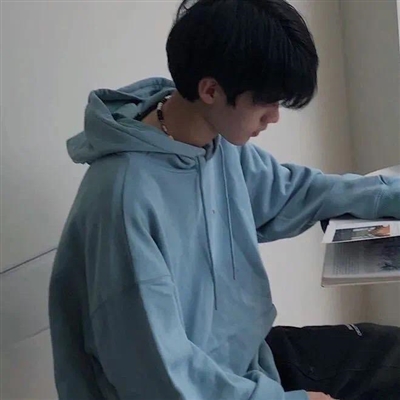 吸引女生的男生头像(优选16张)