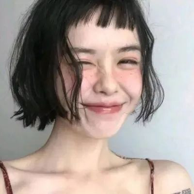 可爱呆萌漂亮小姐姐头像(共16张)