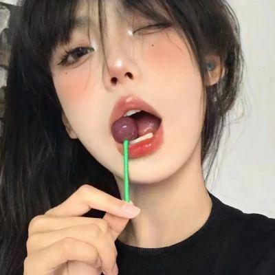 小清新女生微信头像图片大全(16张)