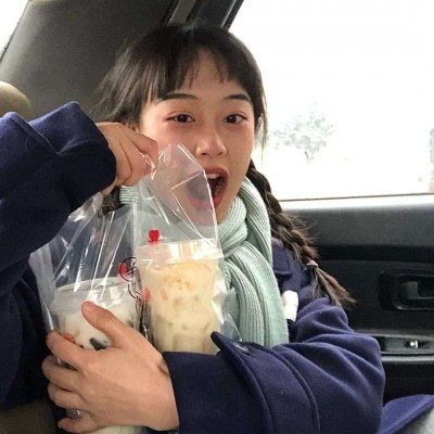 小清新女生微信头像图片大全(16张)