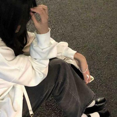 小清新女生微信头像图片大全(16张)