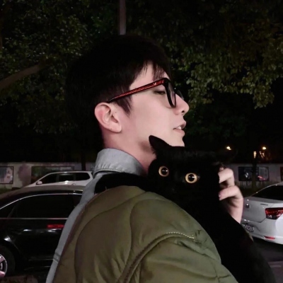 男生头像40岁左右用的头像图片(16张)