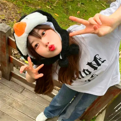 2024年最火爆的头像女生(优选16张)