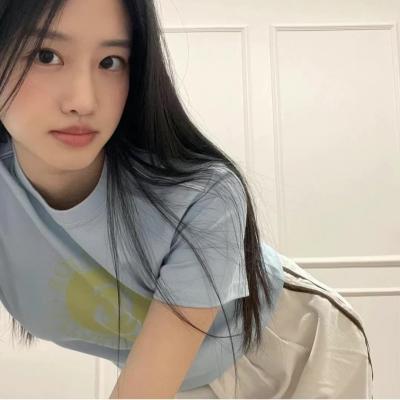 2024最火快手头像女好运(精选16张)