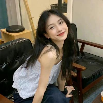 2024最火快手头像女好运(精选16张)