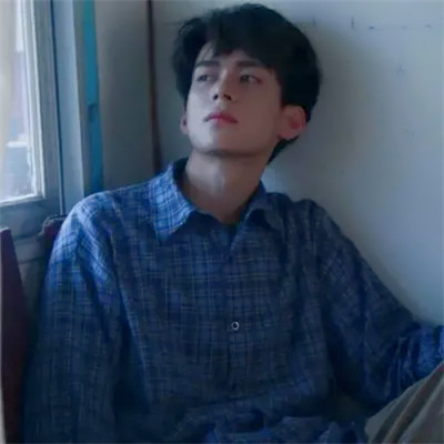 2024年最火的男微信头像(16张)