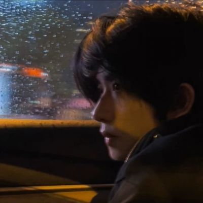 2024干净简约头像男(16张)
