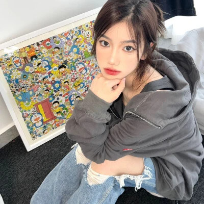 2024快手最火的头像女(共18张)