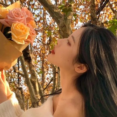 2024最火抖音头像图片女生可爱版(11张)
