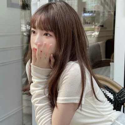 2024年微信头像女士专用(优选18张)