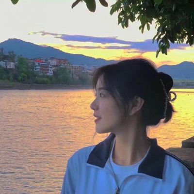 最美的太阳微信头像女(共12张)