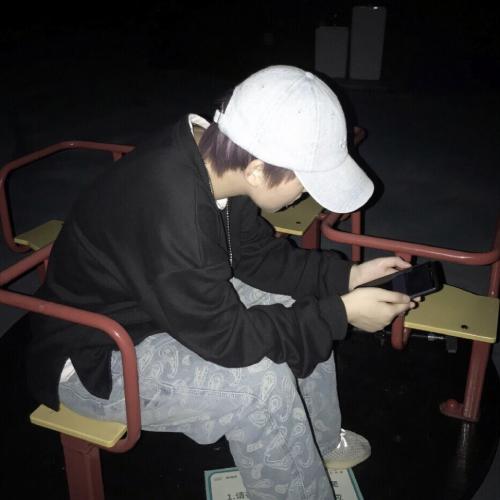 70后男人头像成熟稳重(12张)