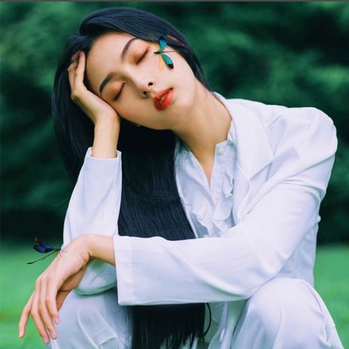 2024年最美的微信头像美女(精选16张)