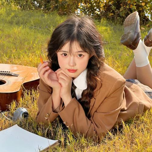 2024年最美的微信头像美女(精选16张)