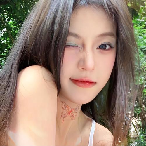 2024年最美的微信头像美女(精选16张)